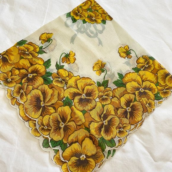 Vintage Large Handkerchief Hankie Yellow Pansies Floral Flowers 17" Square - Picture 9 of 9